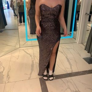 BRAND NEW PROM DRESS!